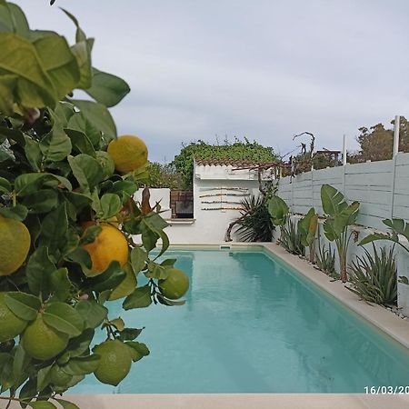 チクラナ・デ・ラ・フロンテーラ Casa, Piscina, Jacuzzi, Garaje, Barbacoa.ヴィラ エクステリア 写真